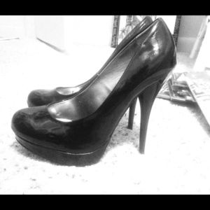 Steve Madden black pumps (size 7) worn once