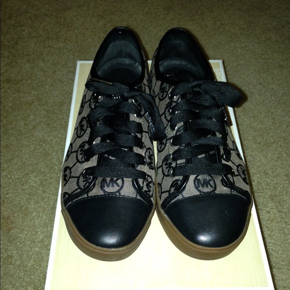 Michael kors monogram sneakers