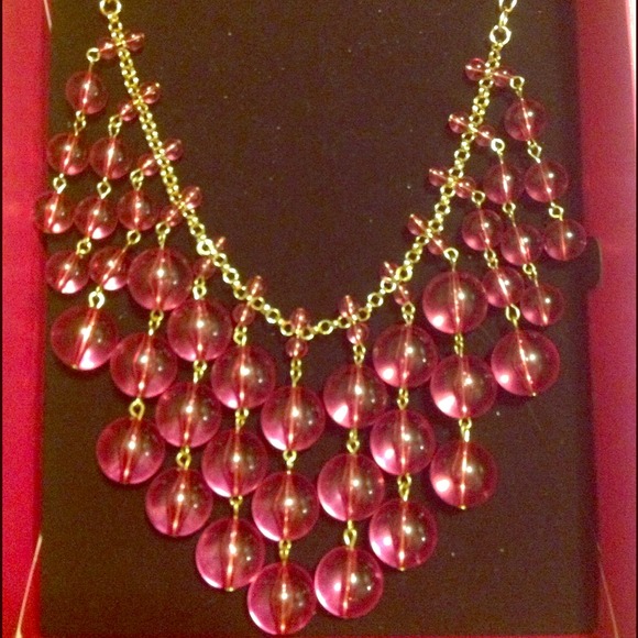Statement necklace