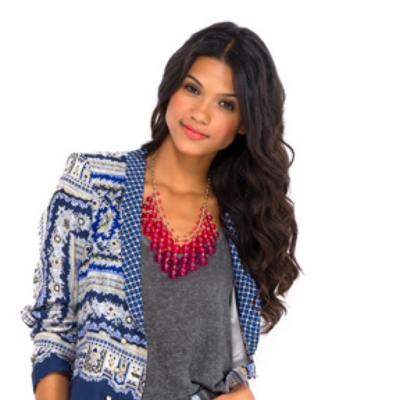 Statement necklace - Picture 3 of 3
