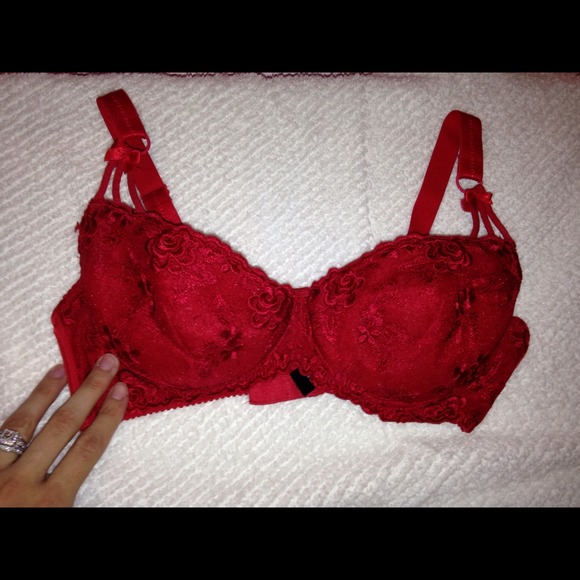 Fredrick's of Hollywood 34c water bra