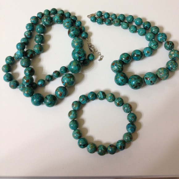 Necklace, bracelet Set of 3