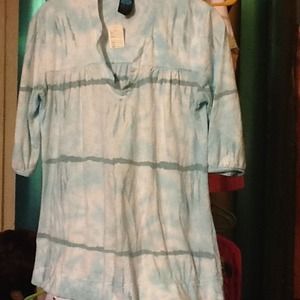$$$$SOLD$$$$ LUCKY BRAND BLUE WHITE TOP