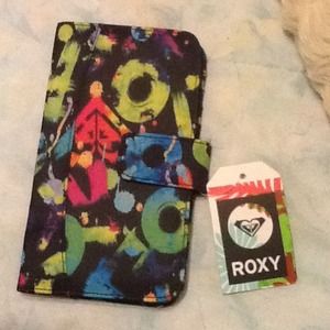 Roxy "Tour Bus" passport/document holder