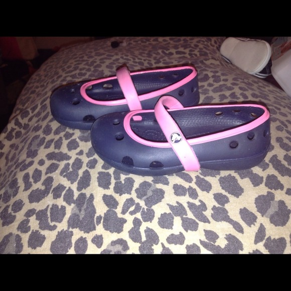 6C Crocs - Picture 2 of 3