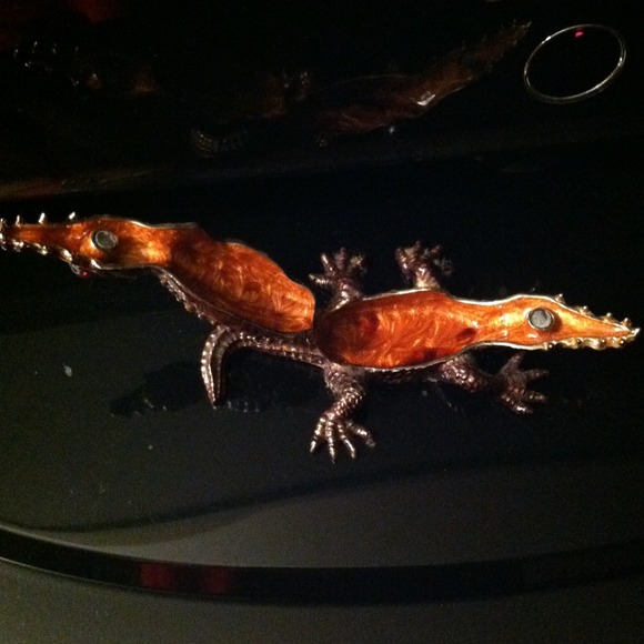 Alligator Jewelry Keeper (NFS) - Picture 2 of 2