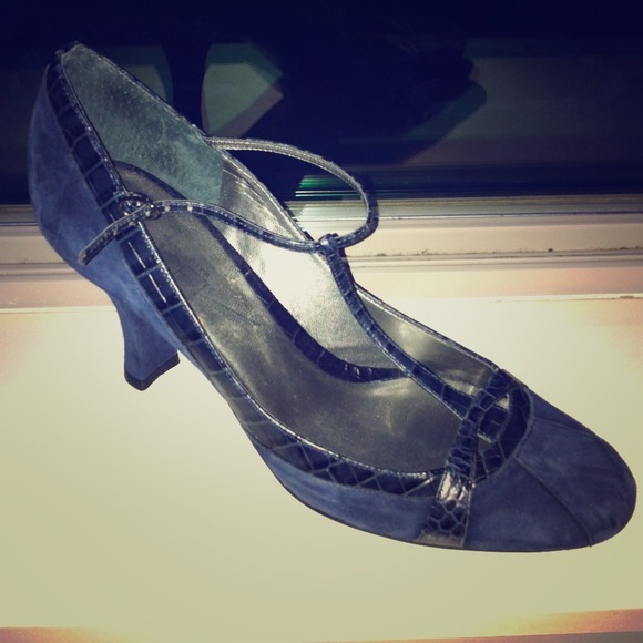 Ann Taylor Loft pumps