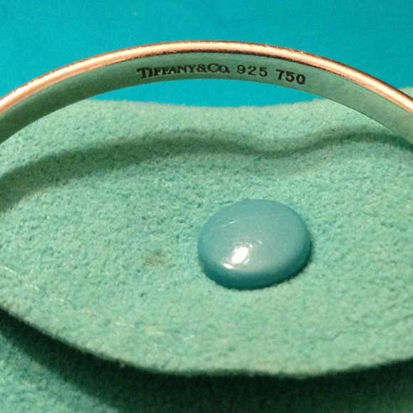 Authentic Tiffany love knot bangle - Picture 2 of 4