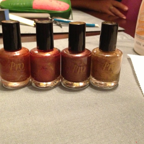 4 ultra pro nail polish