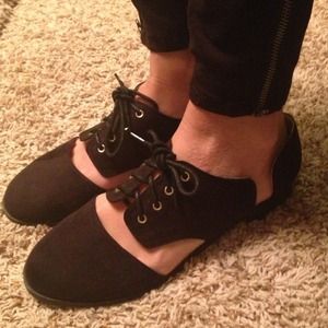 Black Cut-Out Oxfords