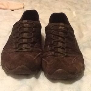 Skechers slip ons in choco brown sz 8.5