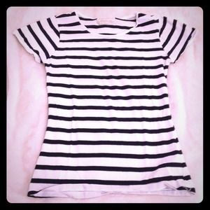 Blue white striped short sleeve shirt