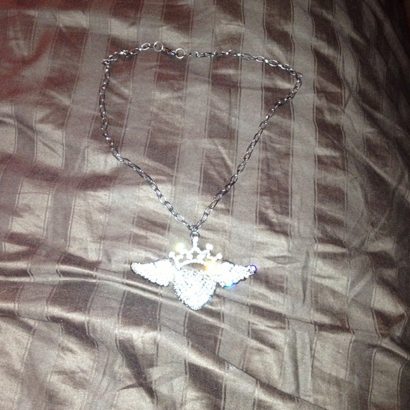 Neckless - Picture 3 of 3
