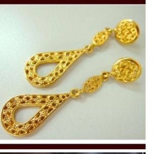 ✨India style goldtone bracelet & earrings set ✨