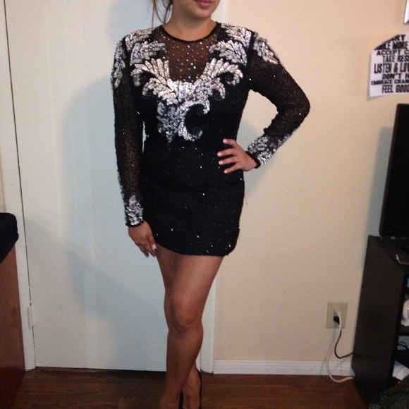 💥💢SOLD💢💥Black vintage sequenced dress