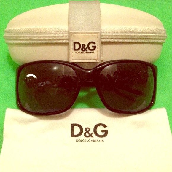 RESERVED FOR @hellenmz 2 pairs of D&G  sunglasses