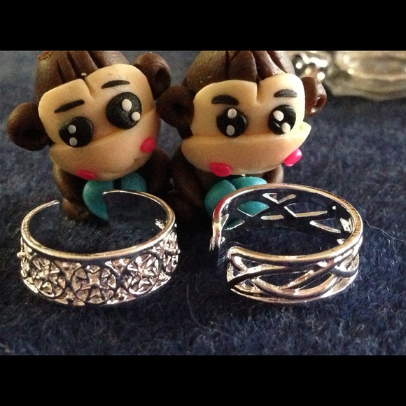 TWO Toe rings adjustable silver -GIFT w purchase - Picture 2 of 4