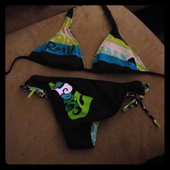 Bathing suit