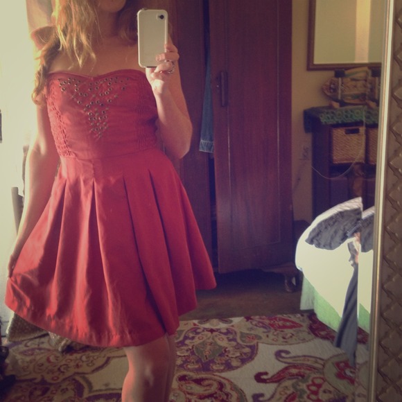 SOLD!Lil brick dress! - Picture 1 of 3