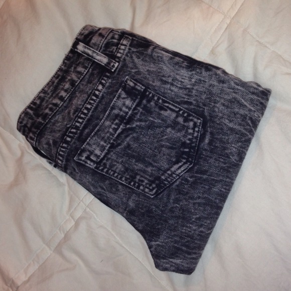 LF Acid Wash Jeans