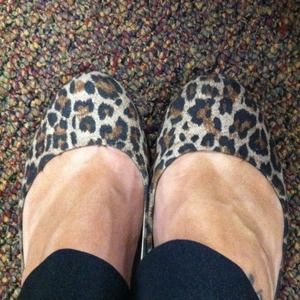 💥Sold💥Leopard print flats