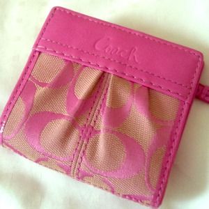 Coach wallet