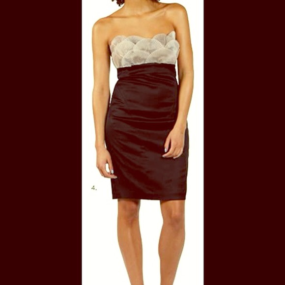 NWT Ted Baker strapless ruffle fan dress glassy