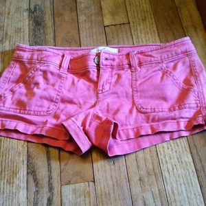 Hollister peach shorts