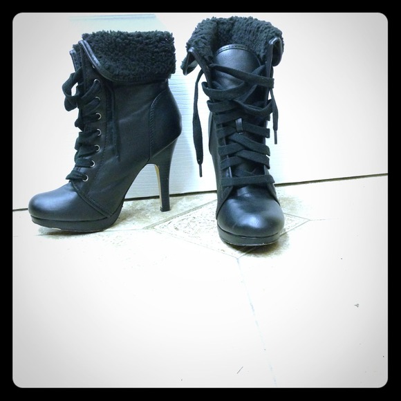 Heel combat boots