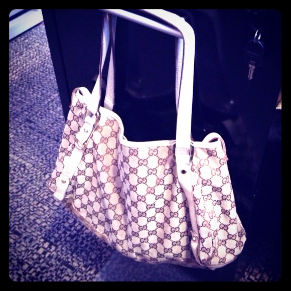 Authentic Gucci Handbag - Picture 1 of 1