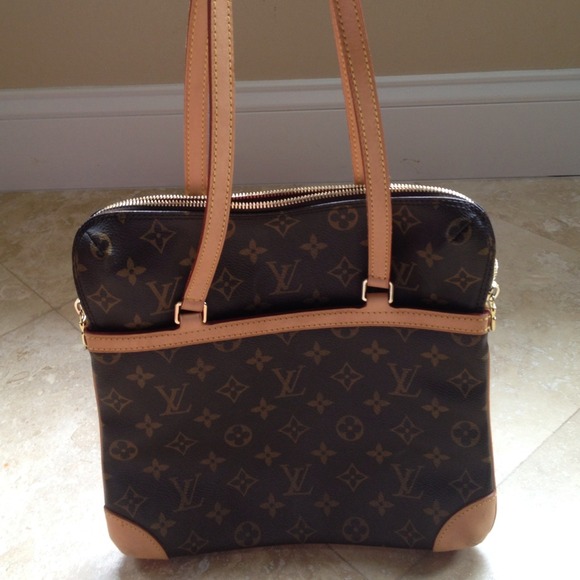 Authentic Louis Vuitton Coussin shoulder bag
