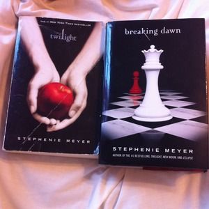 Twilight and Breaking Dawn books