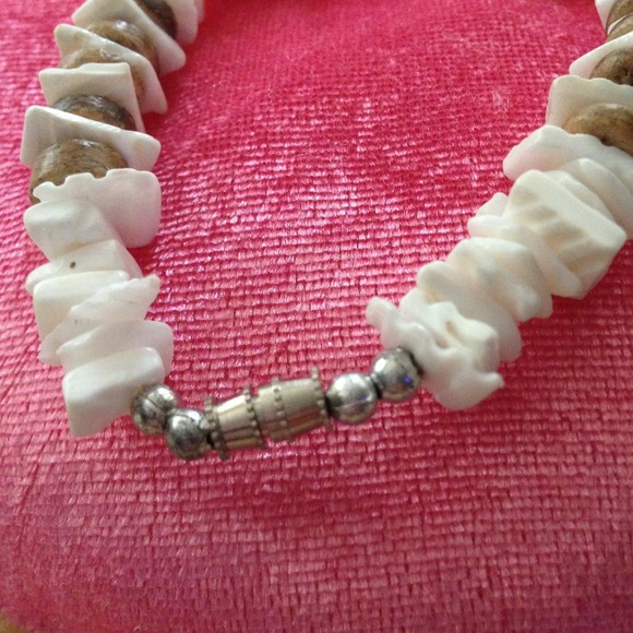 She'll bracelet - Picture 2 of 2