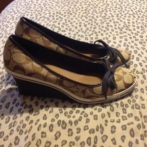 Authentic coach wedges