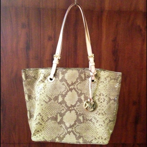 📌FINAL Redution📌MK Jet Set Python Tote