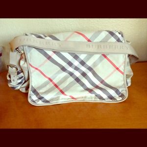 Authentic Burberry diaper bag💯👌😘