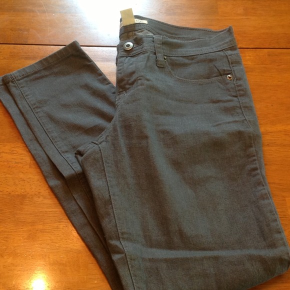 Women's stretch denim
