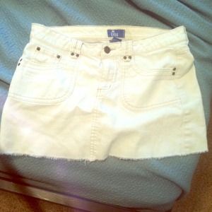 White skirt , new condition