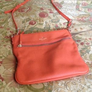 Kate Spade cross body swingpak