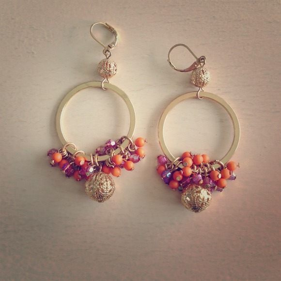 Earrings - Picture 1 of 1