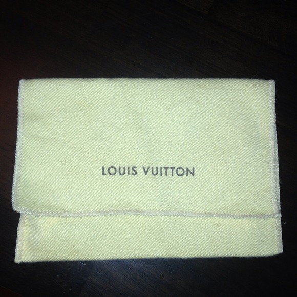 Authentic Louis Vuitton dust bag for cles