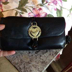 ✋Sold in bundle Wallet juicy couture