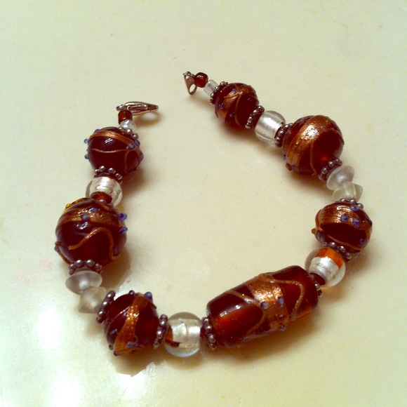 Bracelet - Picture 1 of 2