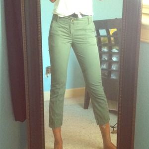 Army green Capri pant