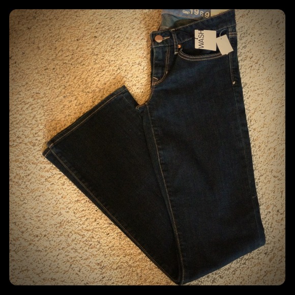 Gap jeans curvy sz 2 reg. NWT