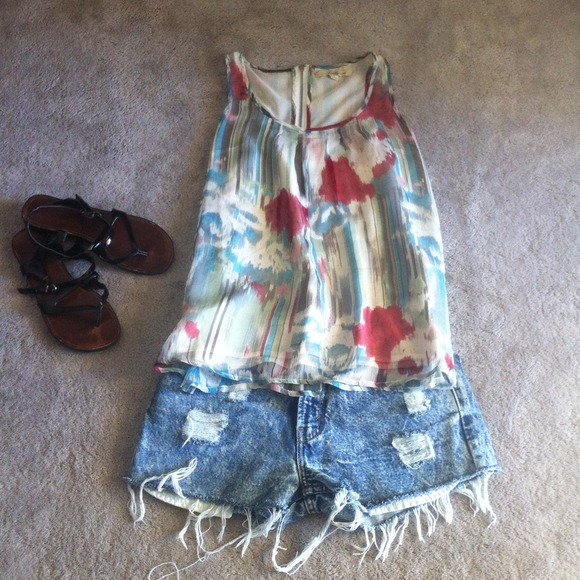 Tank top - Picture 1 of 3