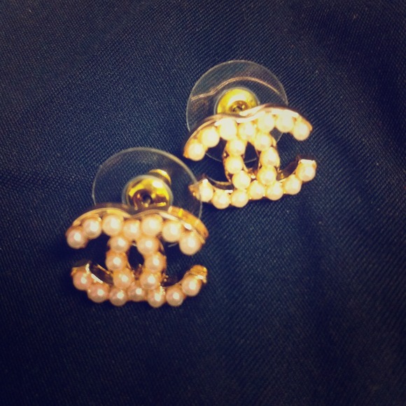 CHANEL Jewelry - Hold for lld Rare cc earrings