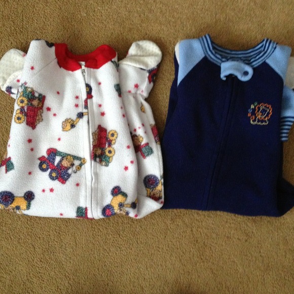 ❗️ SOLD ❗️12 mos pjs bundle - Picture 2 of 4