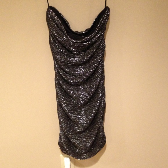 Express strapless dress 🌸