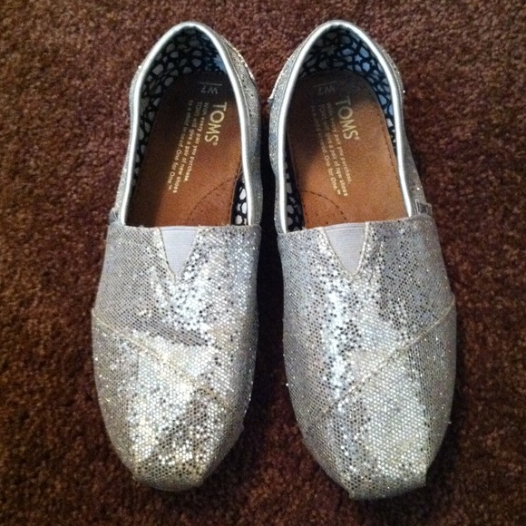 TOMS Shoes - Silver toms